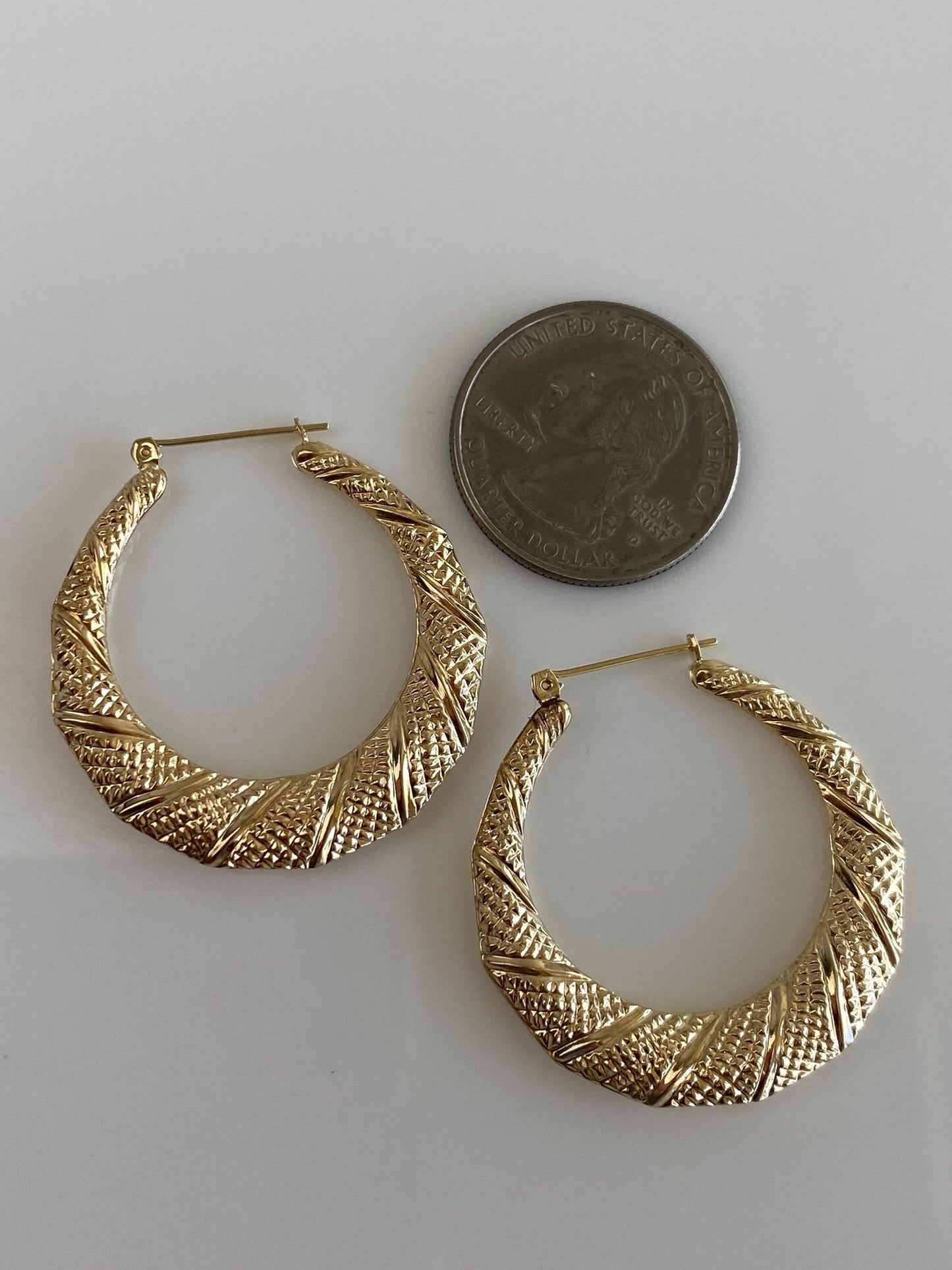 Vintage 14k Yellow Gold Textured Tapered Hoop Earrings