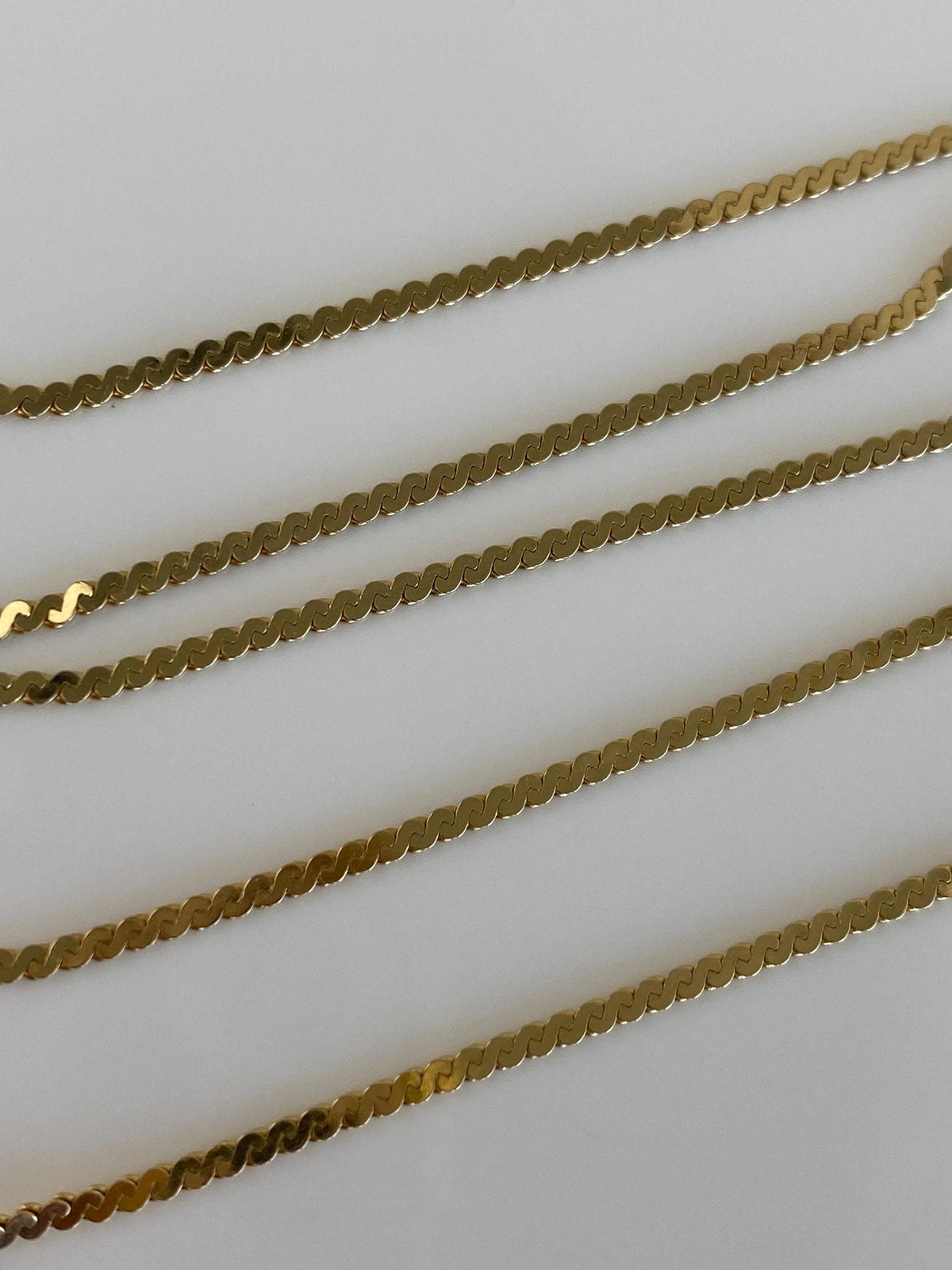 Vintage Solid 14k Yellow Gold Serpentine Chain Necklace - 15.25 inches