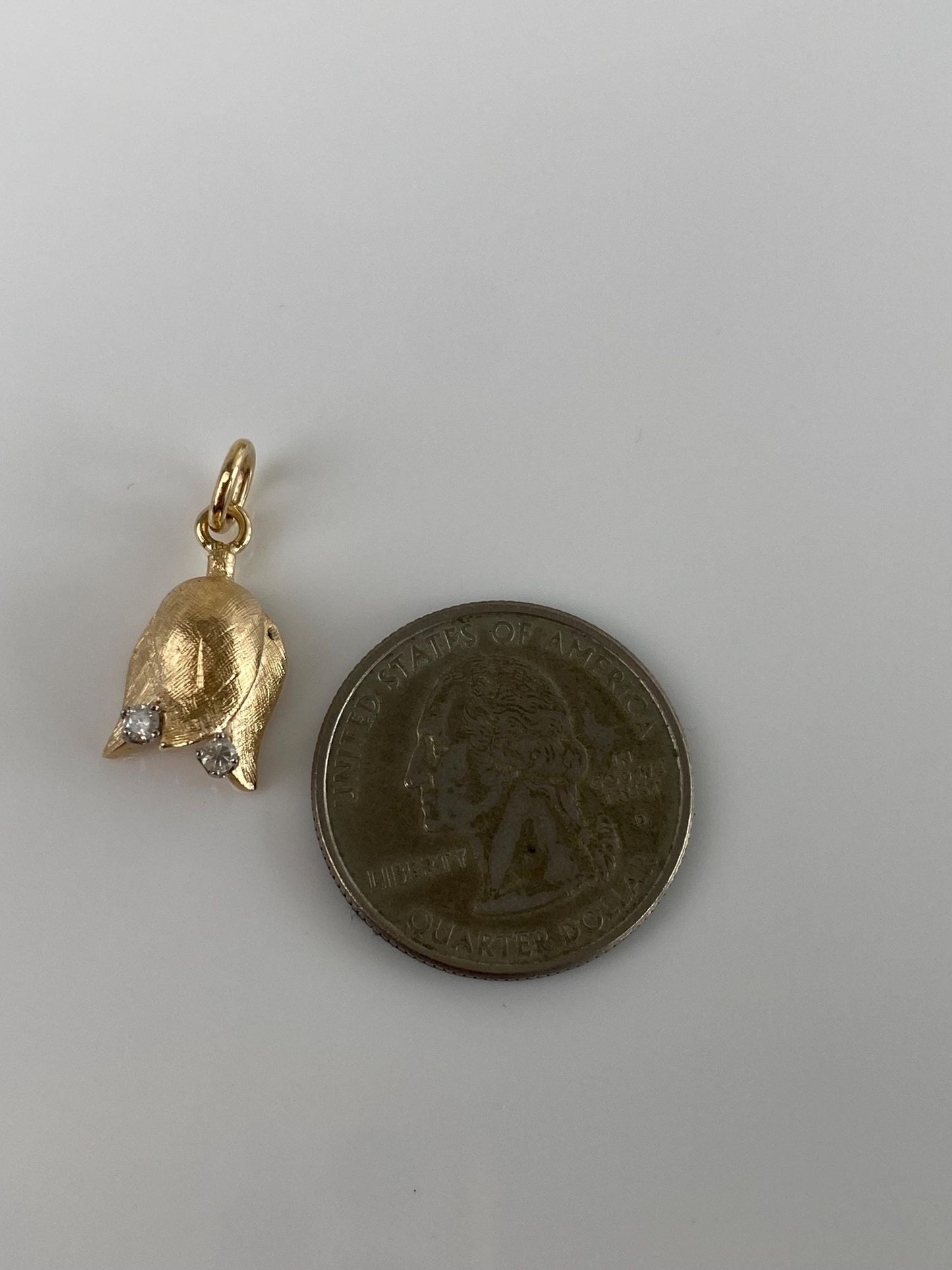 Vintage Solid 14k Yellow Gold Diamond Flower Charm