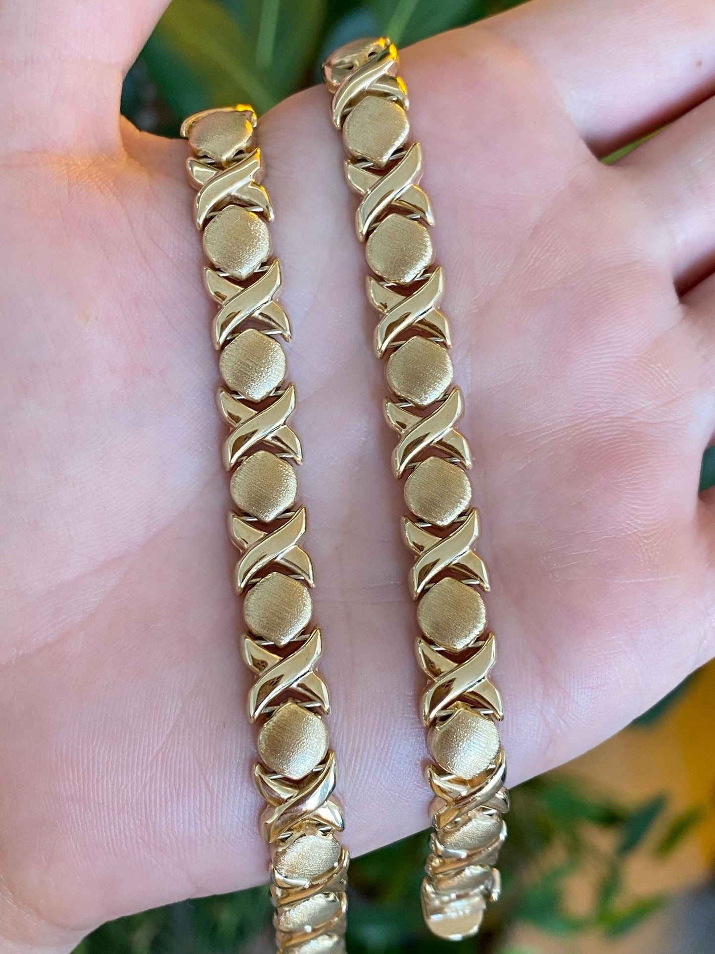 Vintage 14k Yellow Gold Satin Shiny XO Link Necklace - 18.25 inches