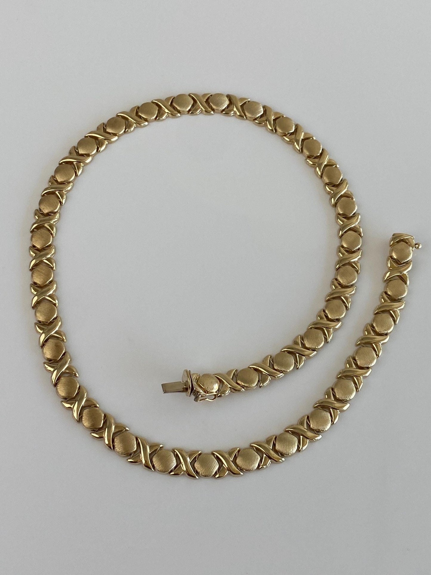 Vintage 14k Yellow Gold Satin Shiny XO Link Necklace - 18.25 inches