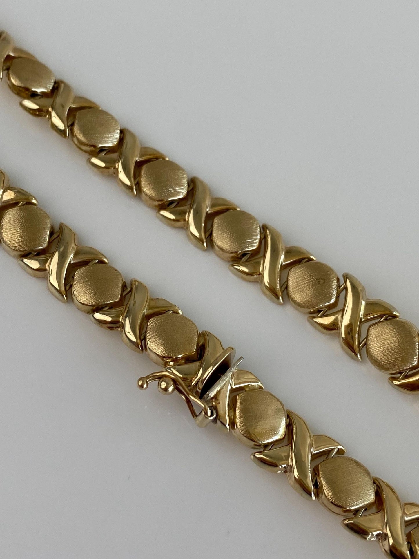 Vintage 14k Yellow Gold Satin Shiny XO Link Necklace - 18.25 inches