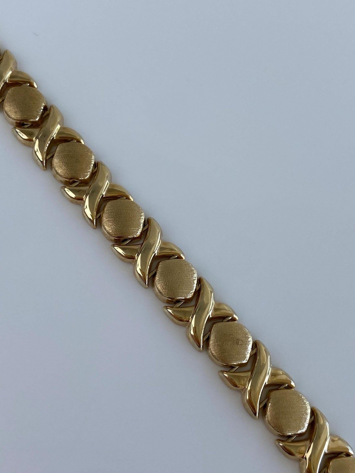 Vintage 14k Yellow Gold Satin Shiny XO Link Necklace - 18.25 inches