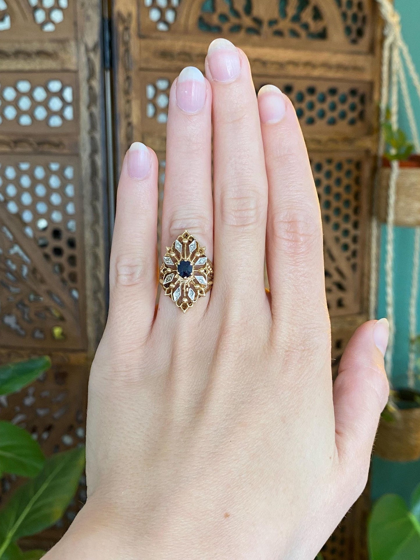 Vintage Solid 14k White & Yellow Gold Blue Sapphire Diamond Ring - Size 4