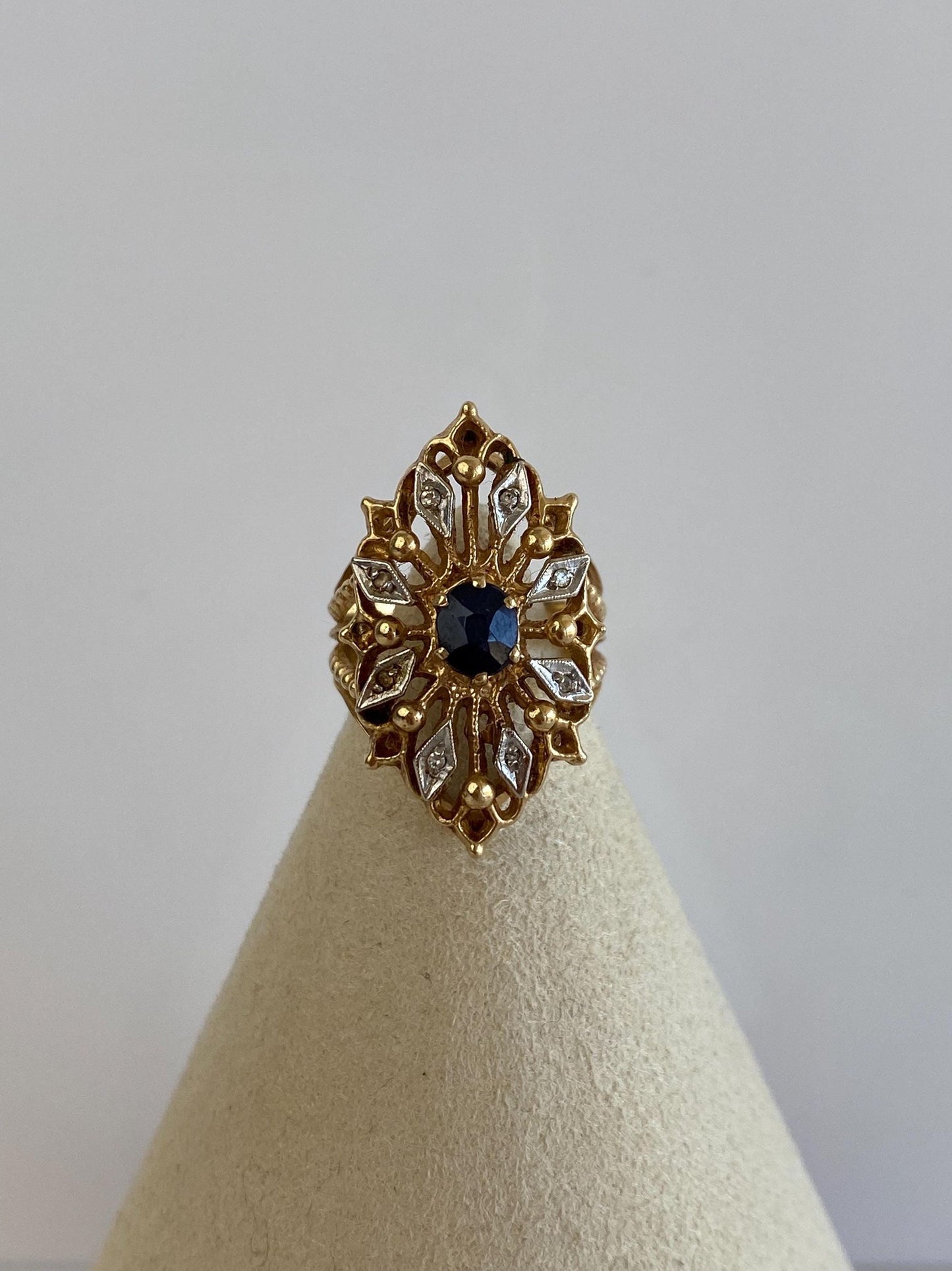 Vintage Solid 14k White & Yellow Gold Blue Sapphire Diamond Ring - Size 4
