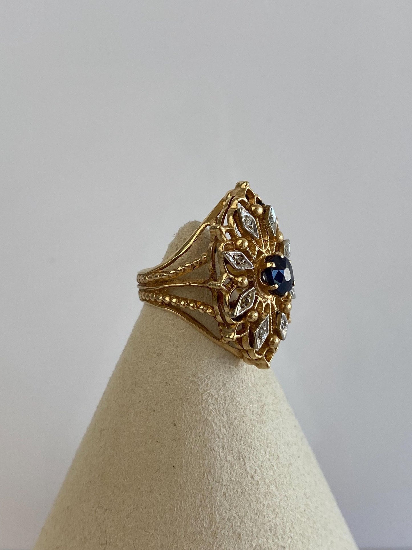 Vintage Solid 14k White & Yellow Gold Blue Sapphire Diamond Ring - Size 4