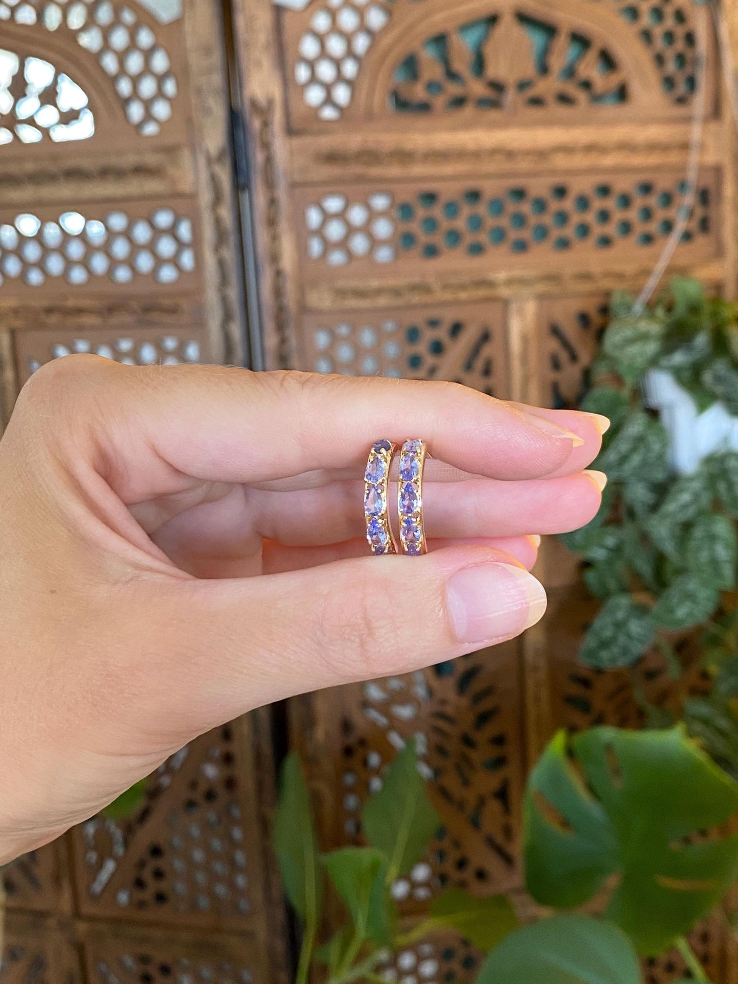 Vintage Solid 14k Yellow Gold Tanzanite Stud Earrings