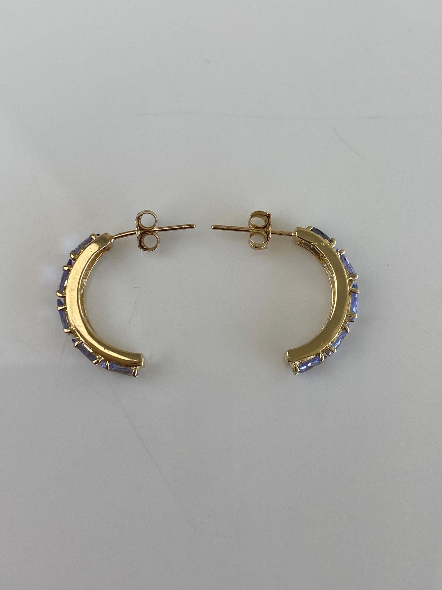 Vintage Solid 14k Yellow Gold Tanzanite Stud Earrings