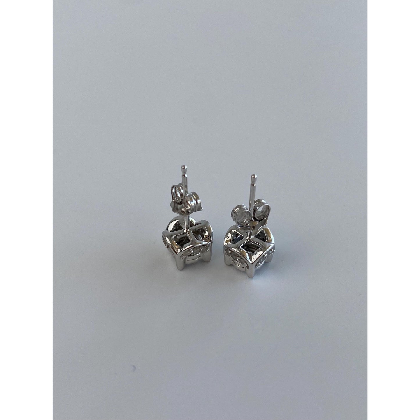 Vintage Solid 10k White Gold Diamond Stud Earrings