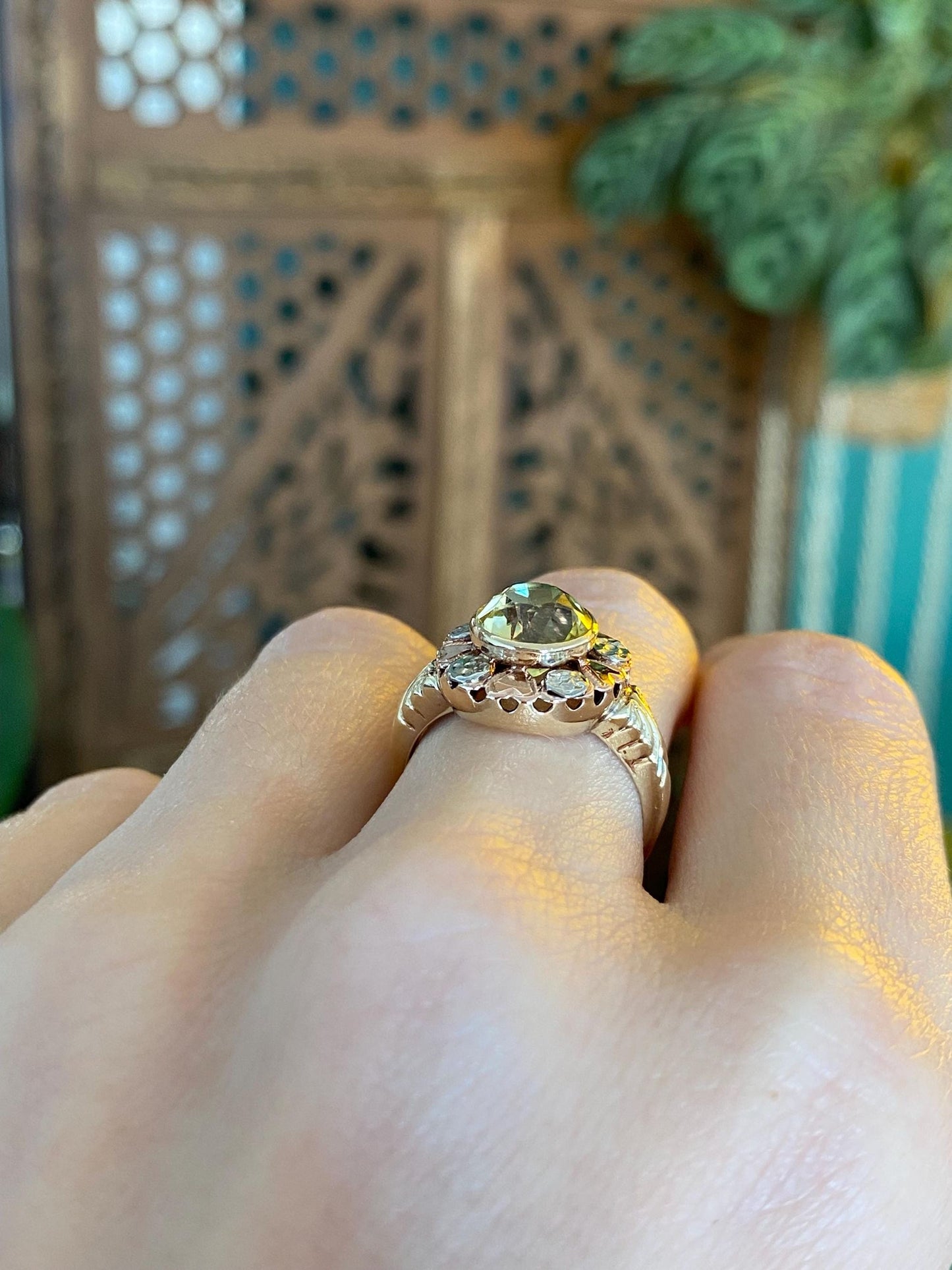 Vintage Solid 10k Tri Tone Gold Yellow Sapphire Ring - Size 6.25