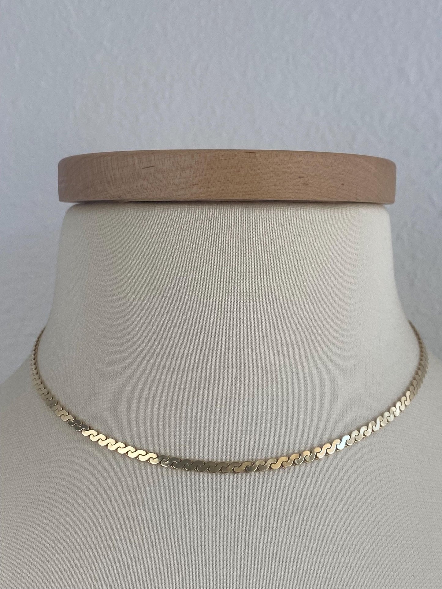 Vintage Solid 14k Yellow Gold Chunky Serpentine Chain Necklace - 16 inches