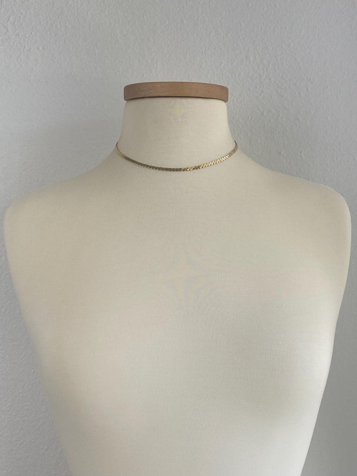 Vintage Solid 14k Yellow Gold Chunky Serpentine Chain Necklace - 16 inches