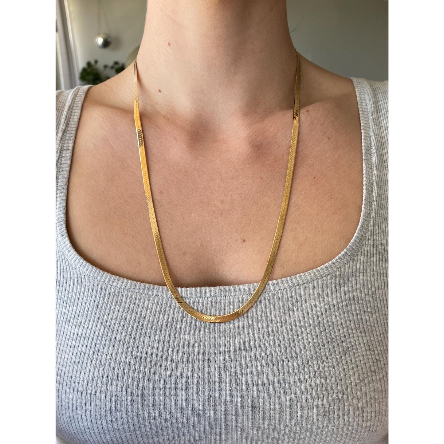 Vintage Solid 14k Yellow Gold Herringbone Chain Necklace - 24 inches