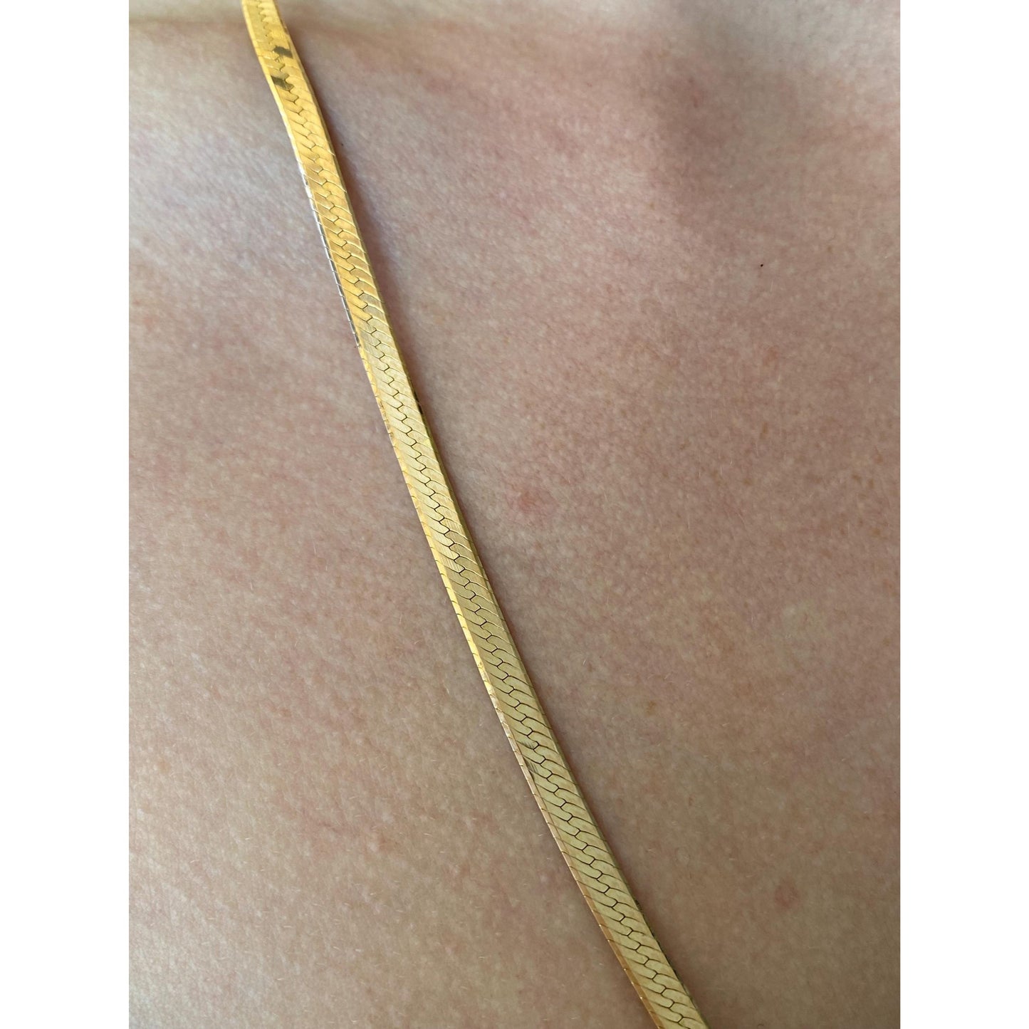 Vintage Solid 14k Yellow Gold Herringbone Chain Necklace - 24 inches