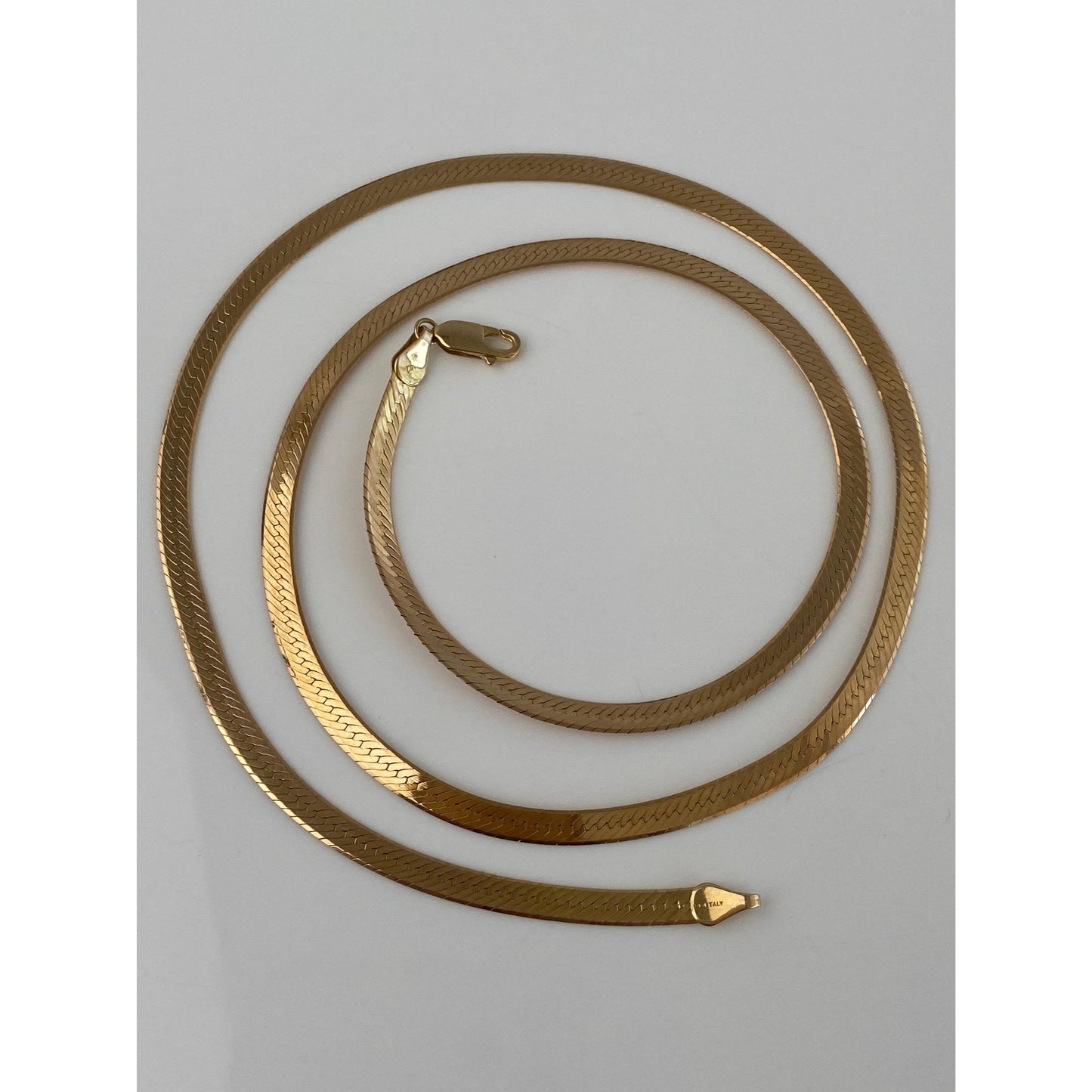 Vintage Solid 14k Yellow Gold Herringbone Chain Necklace - 24 inches