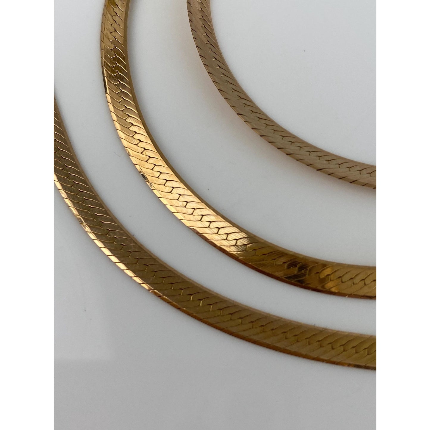 Vintage Solid 14k Yellow Gold Herringbone Chain Necklace - 24 inches