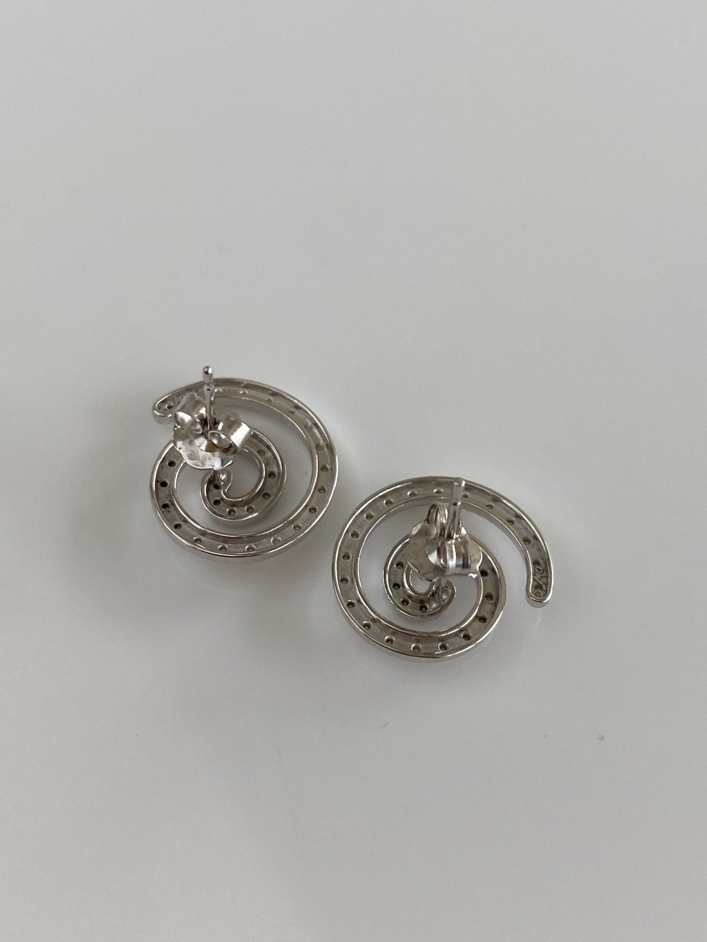Vintage Solid 14k White Gold Diamond Cut Spiral Stud Earrings