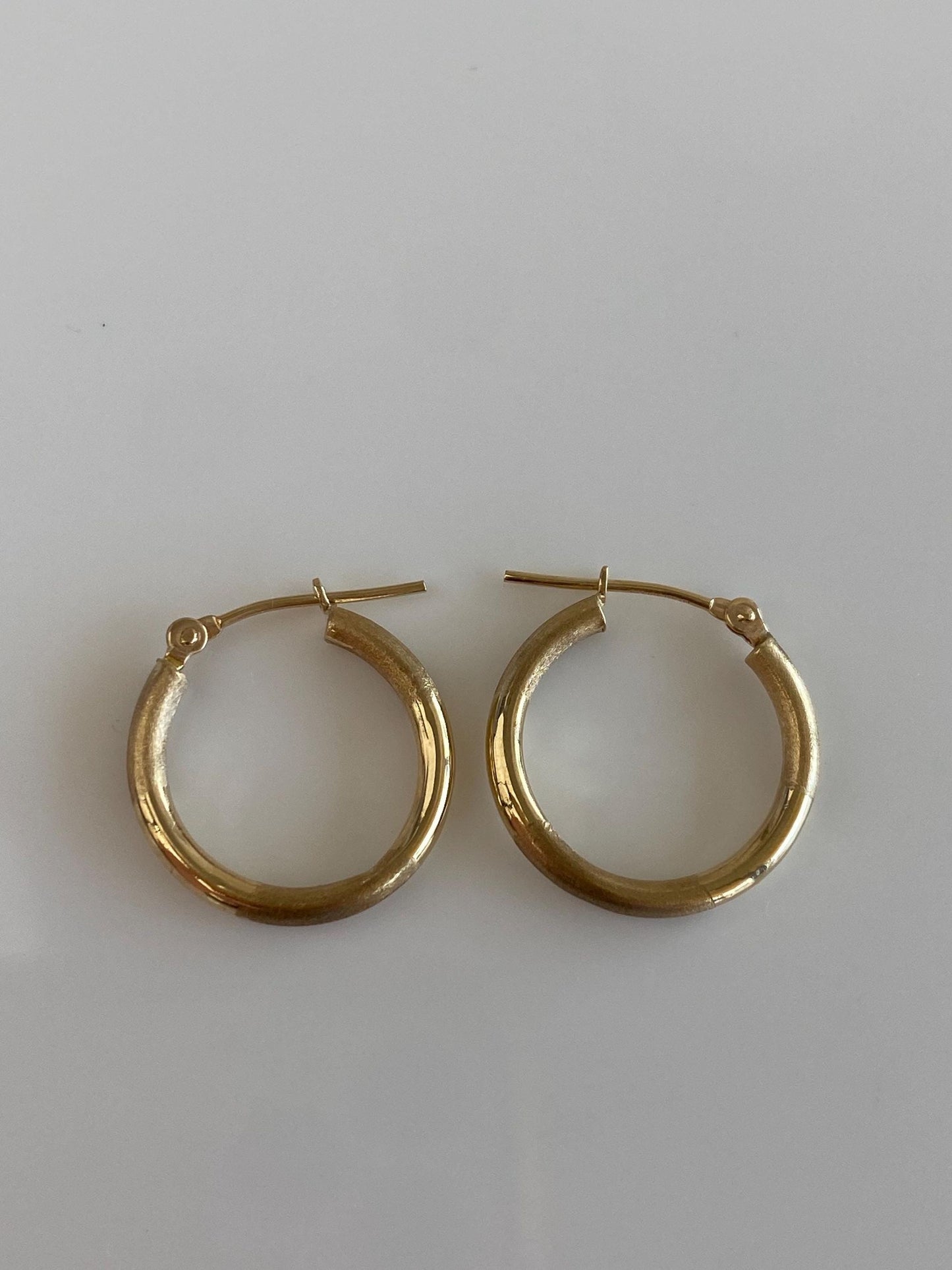 Vintage 10k Yellow Gold Satin Shiny Hoop Earrings