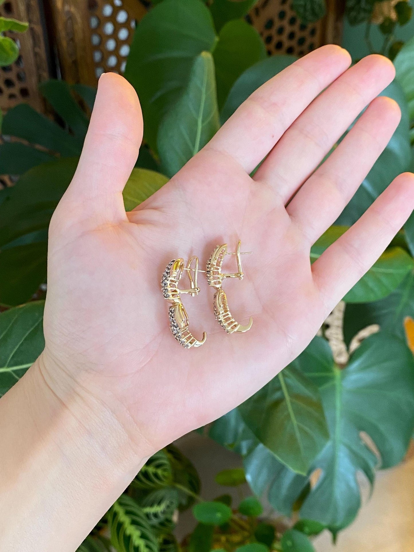 Vintage Solid 10k Yellow Gold Diamond Drop Earrings