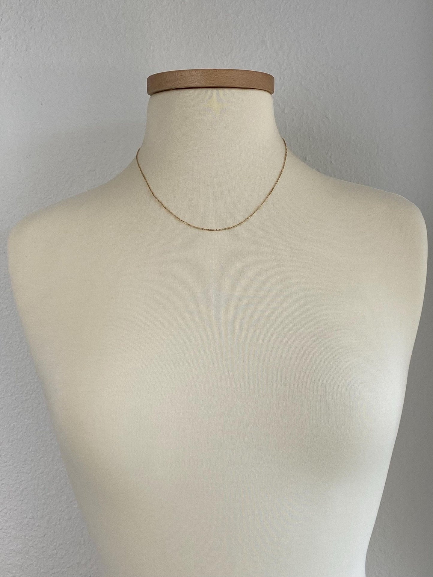 Vintage Solid 14k Yellow Gold Designed Cable Link Chain Necklace - 18.5 inches