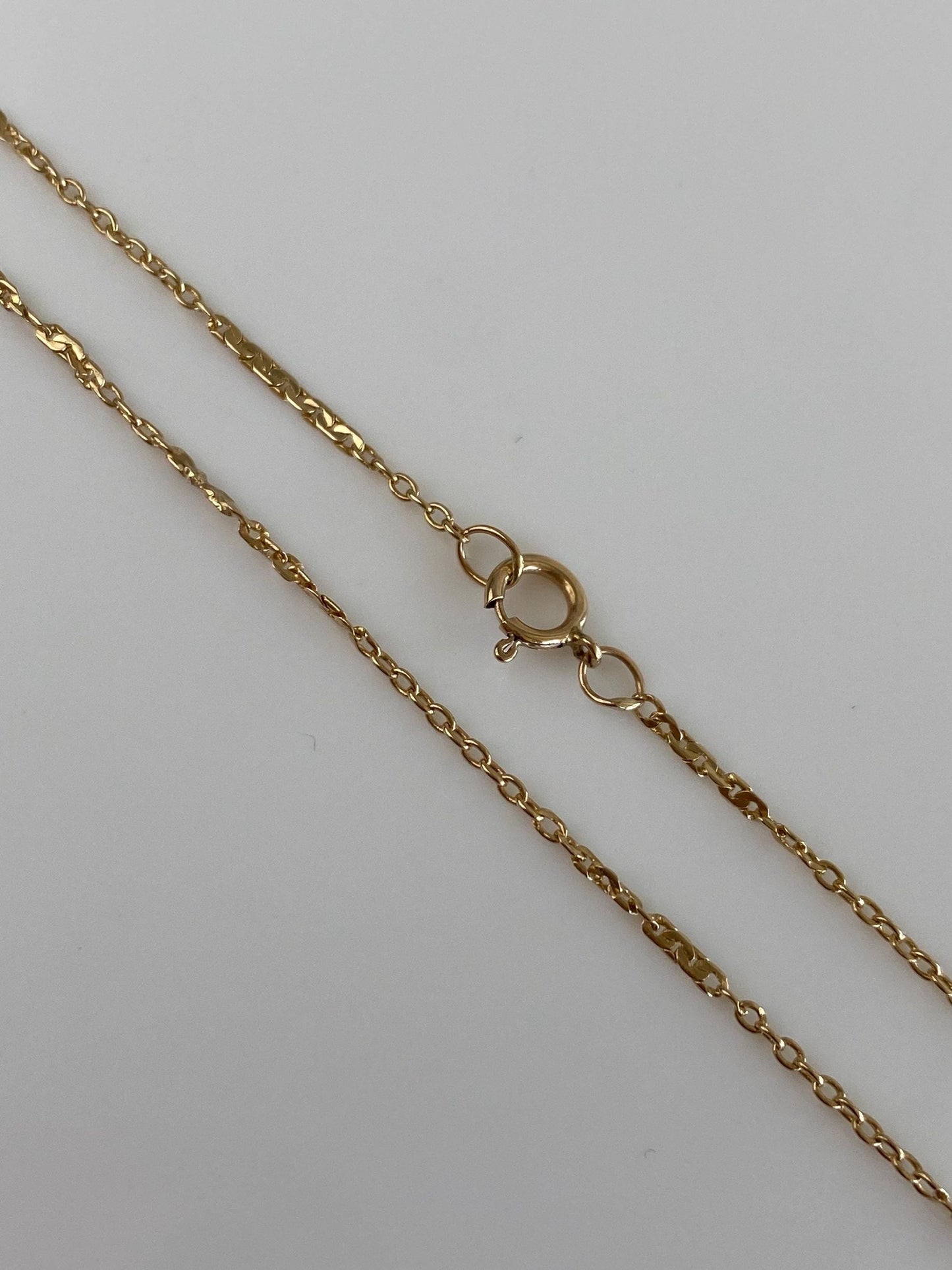 Vintage Solid 14k Yellow Gold Designed Cable Link Chain Necklace - 18.5 inches