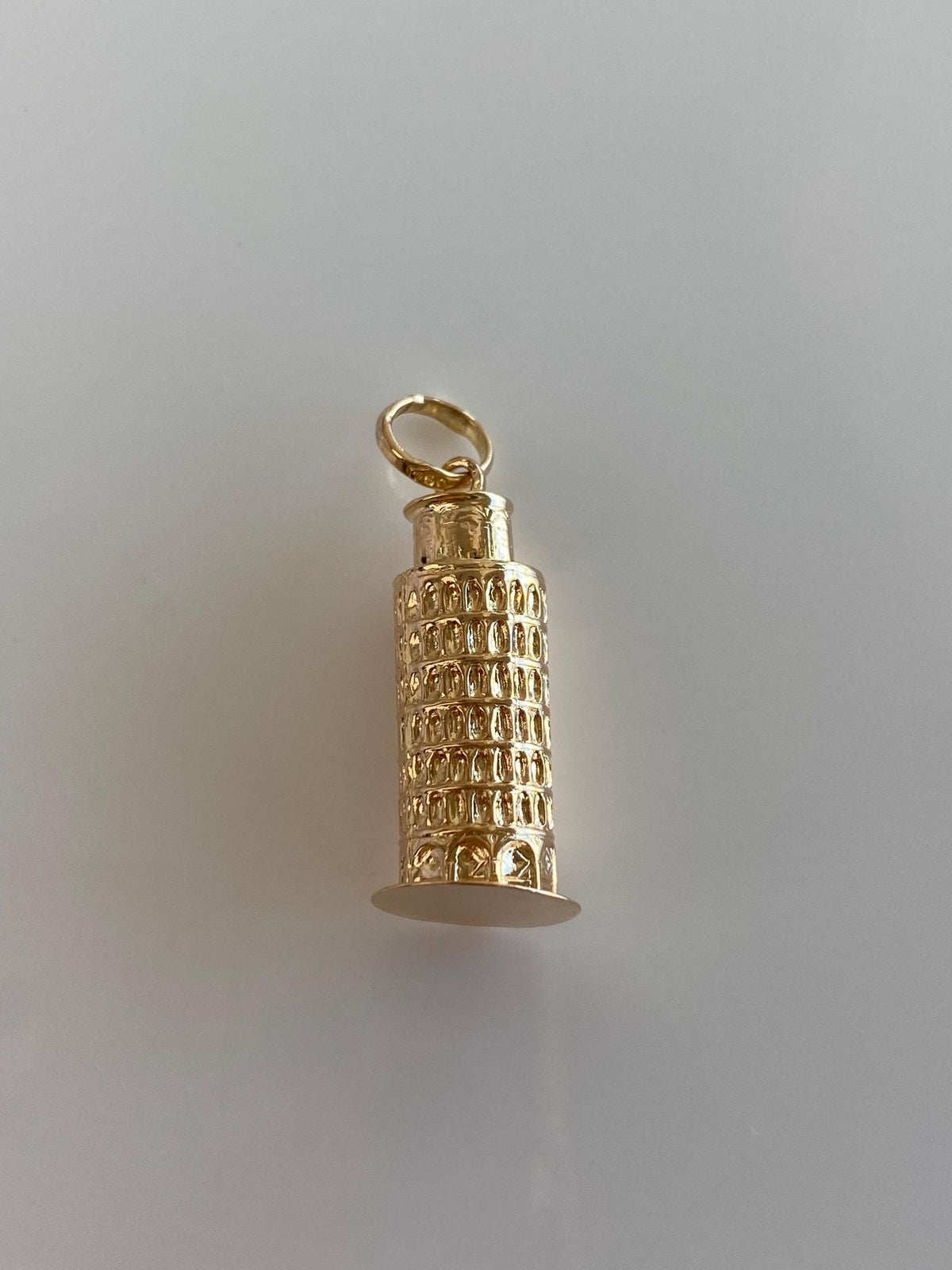 Vintage 18k Yellow Gold Leaning Tower of Pisa Charm