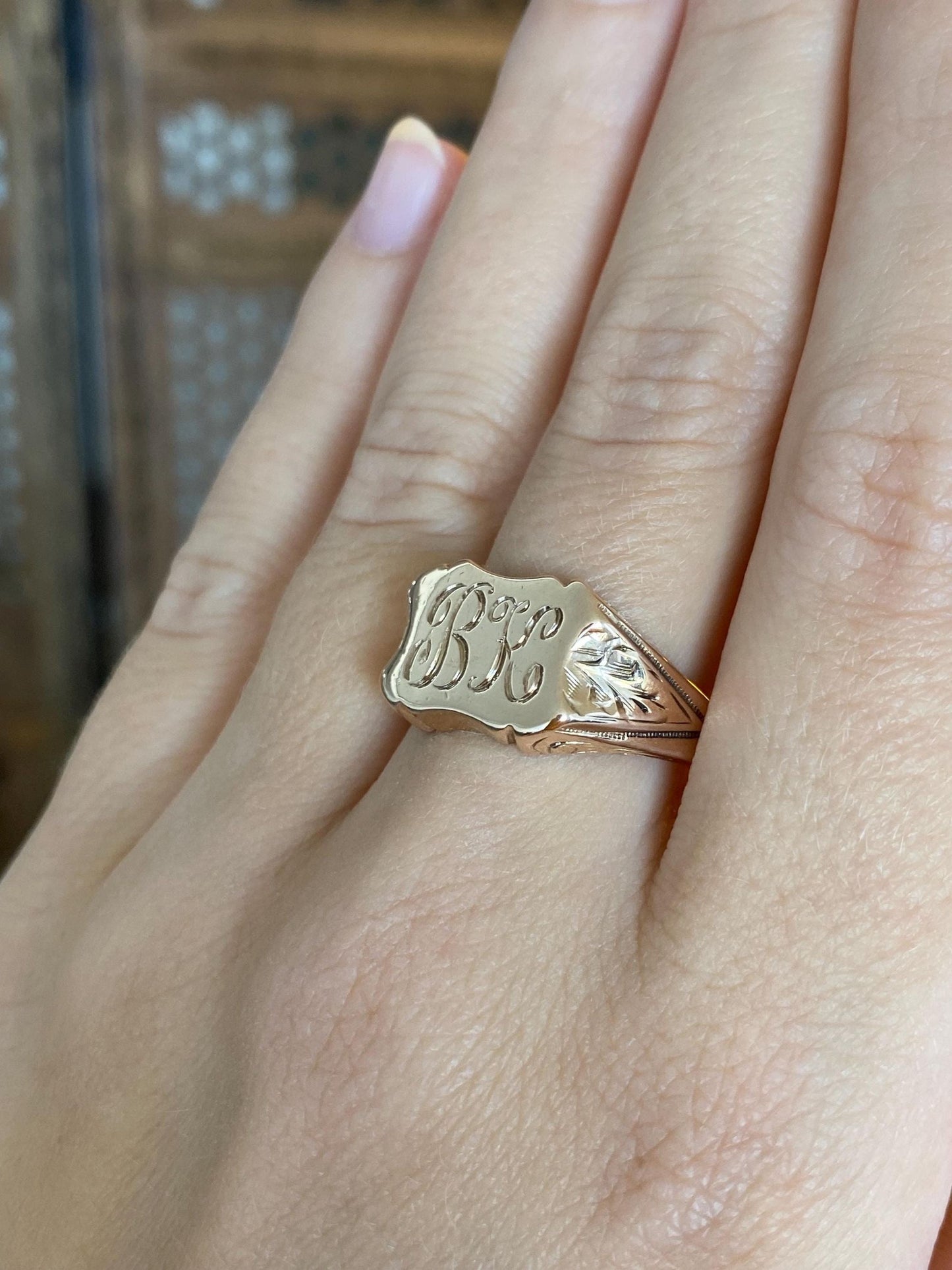 Vintage Solid 10k Rosey Gold Monogram 'BK' Designed Signet Ring - Size 9
