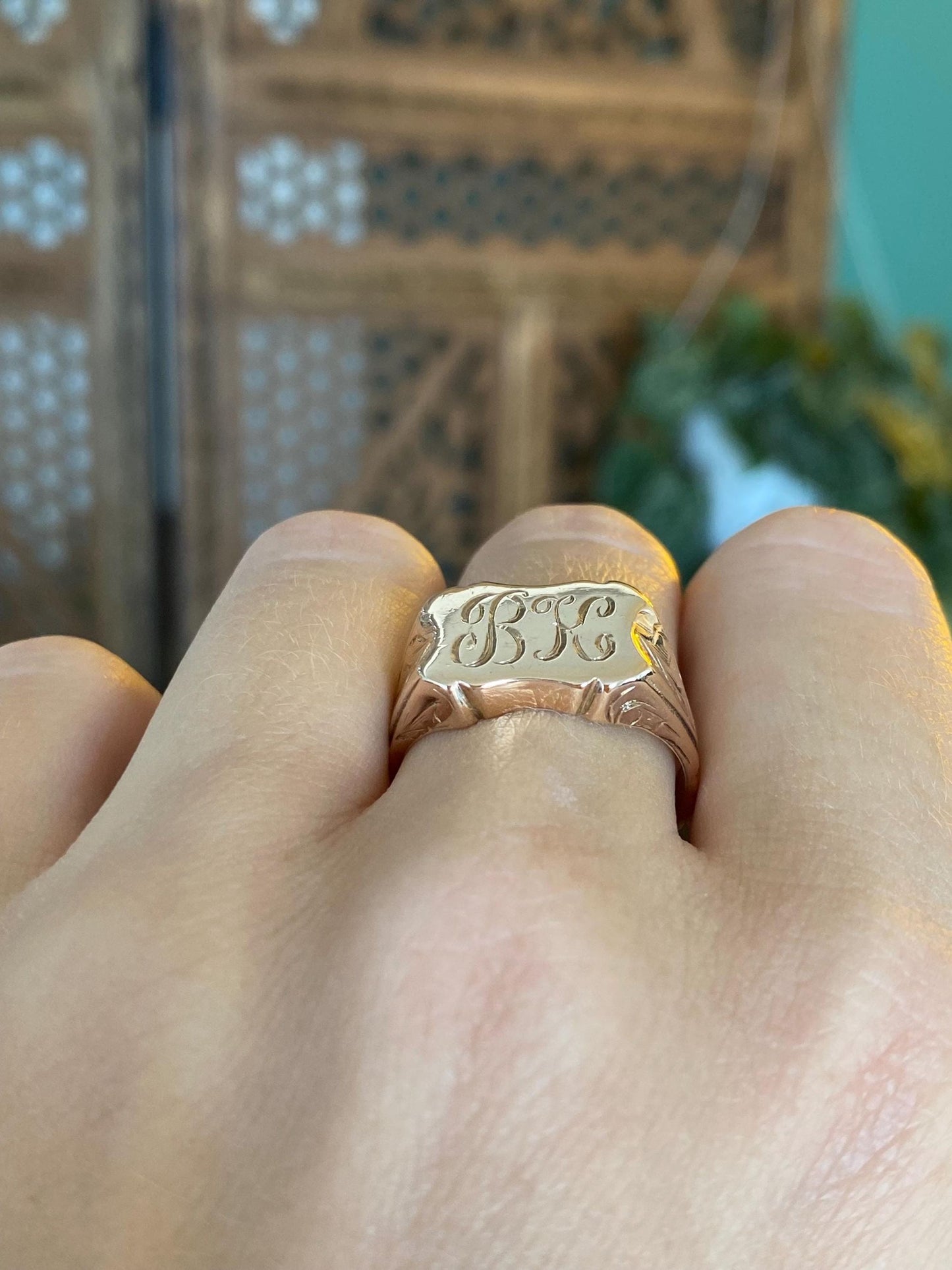Vintage Solid 10k Rosey Gold Monogram 'BK' Designed Signet Ring - Size 9
