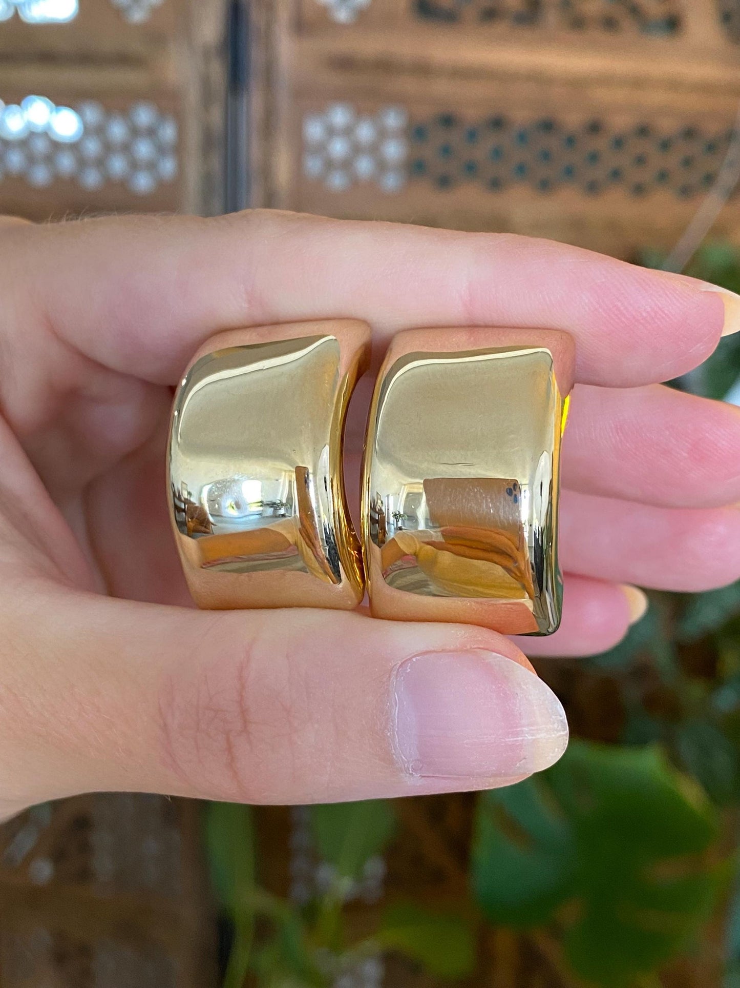 Vintage 14k Yellow Gold Domed Drop Stud Earrings