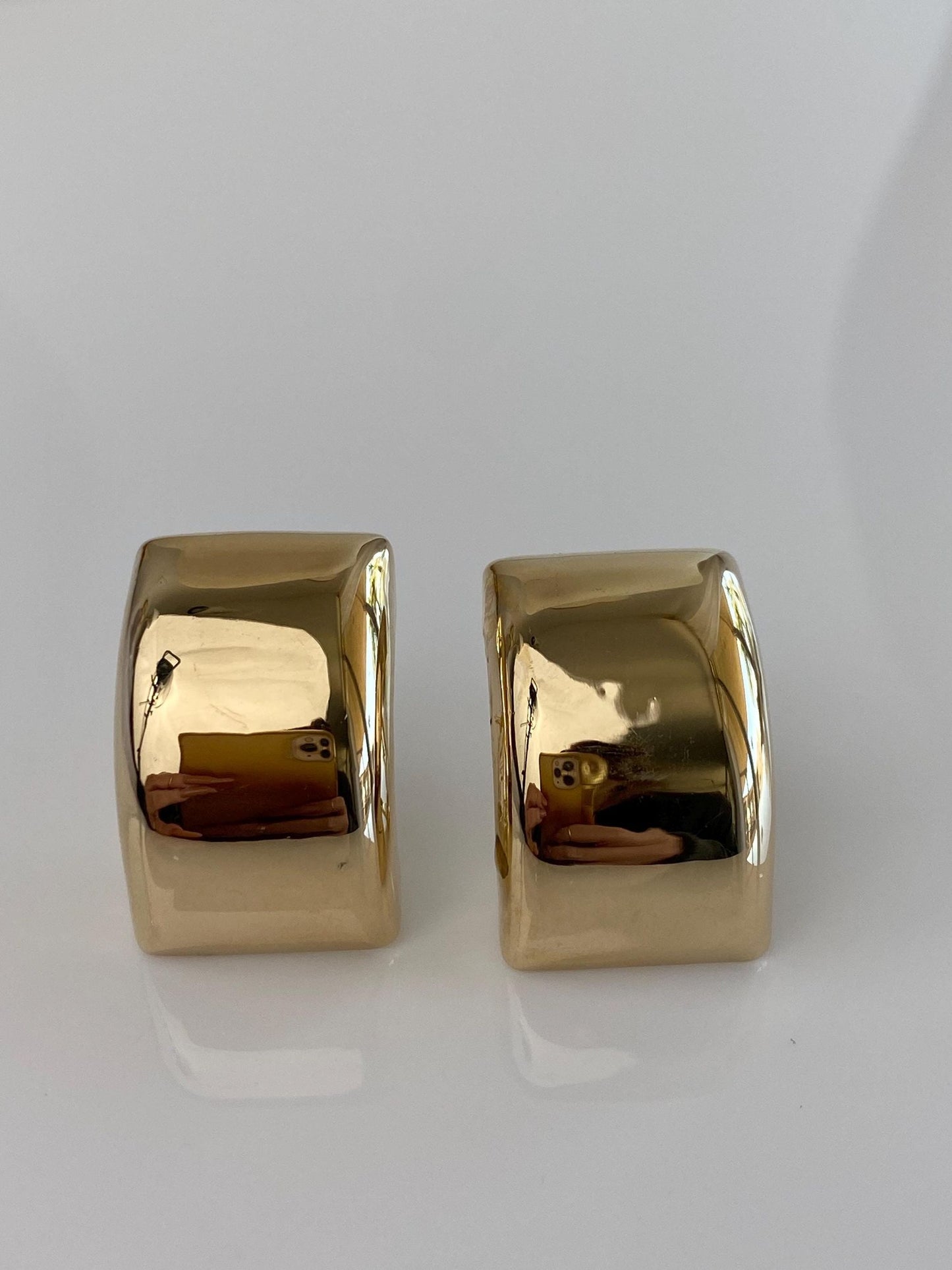 Vintage 14k Yellow Gold Domed Drop Stud Earrings