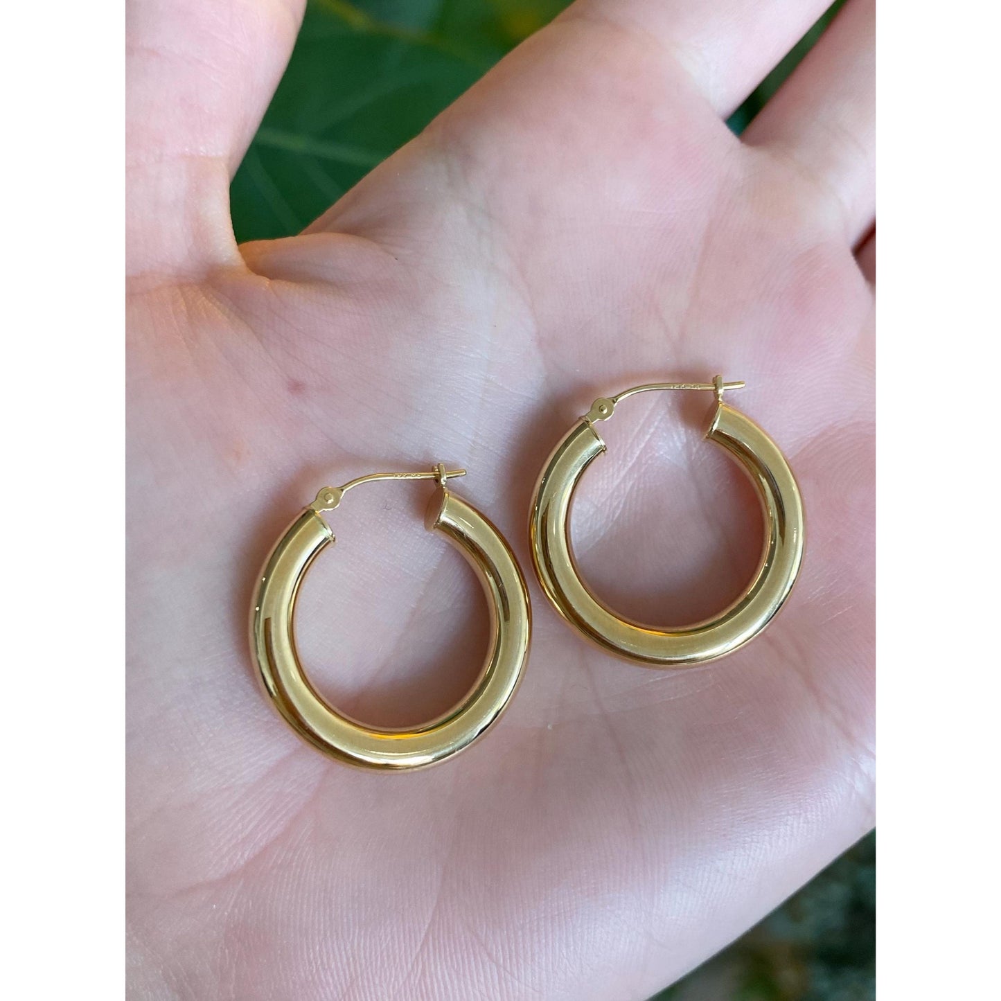 Vintage 18k Yellow Gold Chunky Hoop Earrings