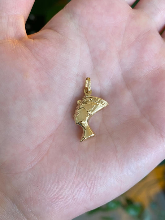 Vintage 18k Yellow Gold Nefertiti Charm