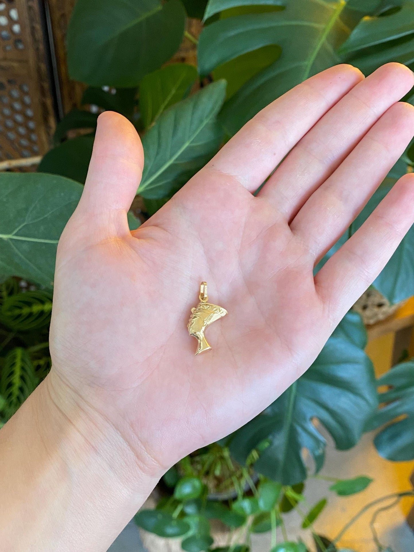 Vintage 18k Yellow Gold Nefertiti Charm