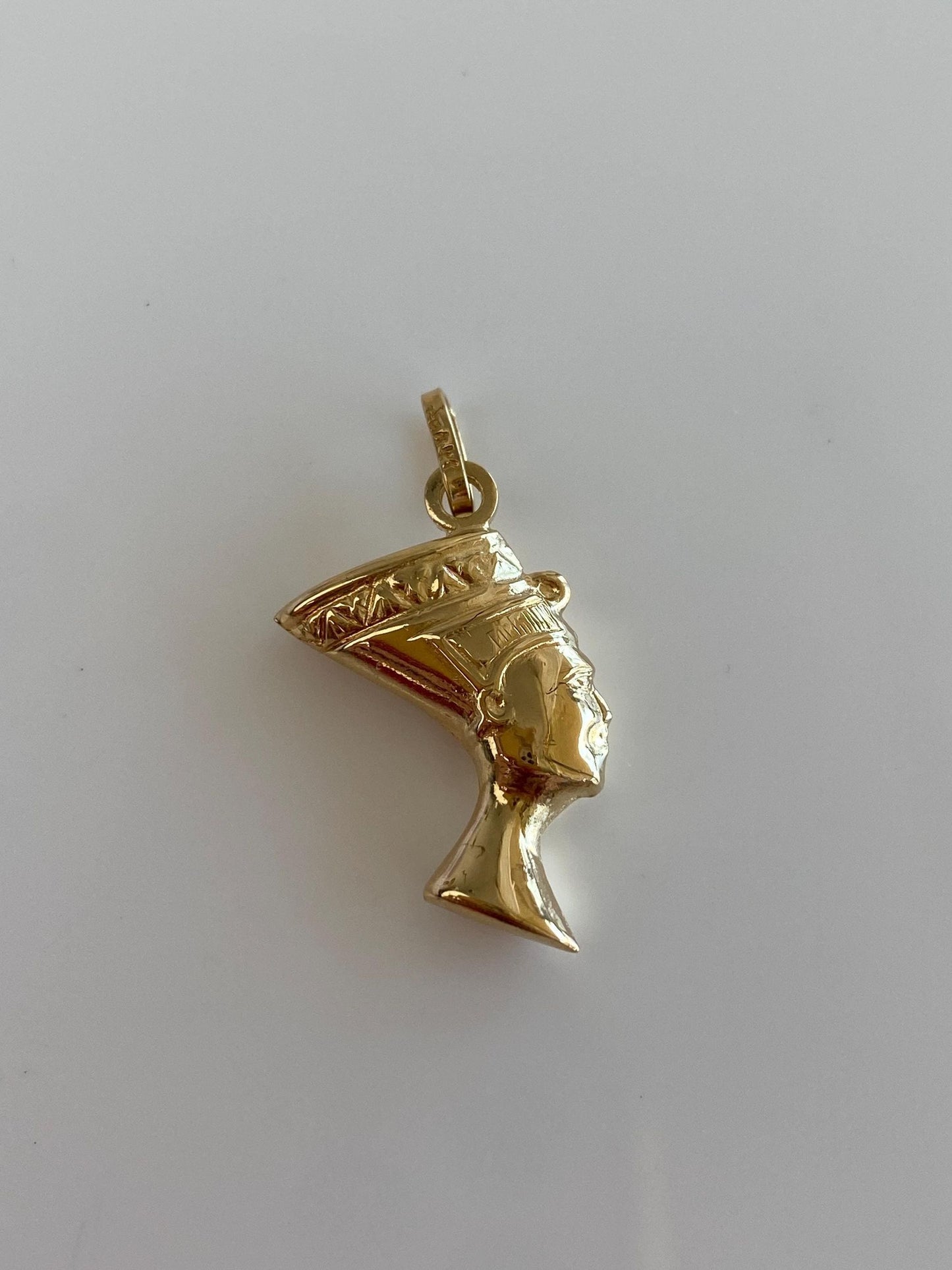 Vintage 18k Yellow Gold Nefertiti Charm