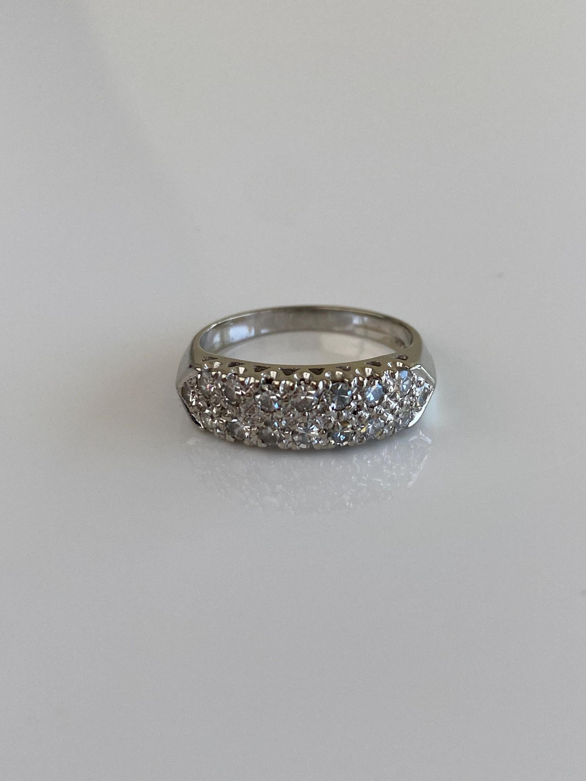 Vintage Solid 14k White Gold Diamonds Ring - Size 5.75