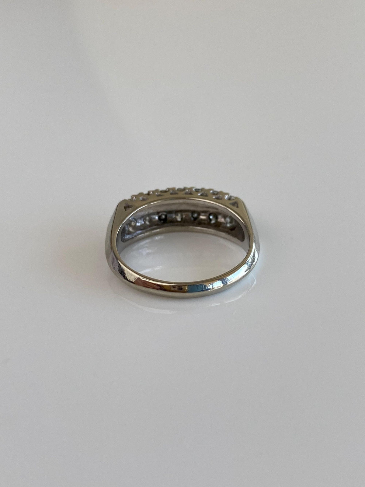 Vintage Solid 14k White Gold Diamonds Ring - Size 5.75