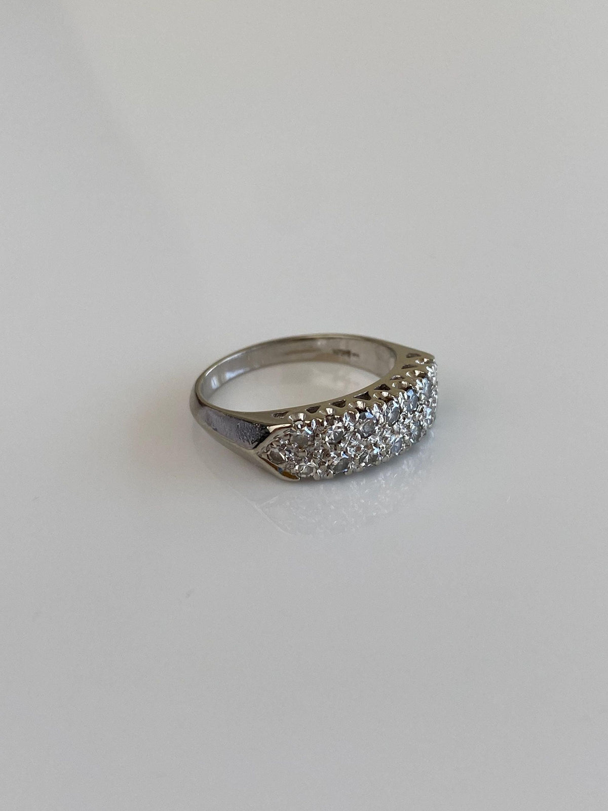 Vintage Solid 14k White Gold Diamonds Ring - Size 5.75