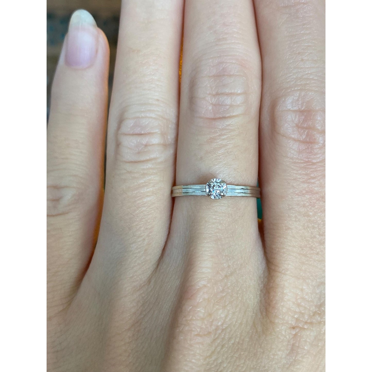 Vintage Solid 14k White Gold Diamond Ring - Size 5.75