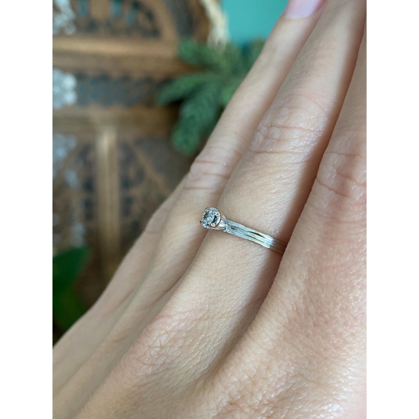 Vintage Solid 14k White Gold Diamond Ring - Size 5.75