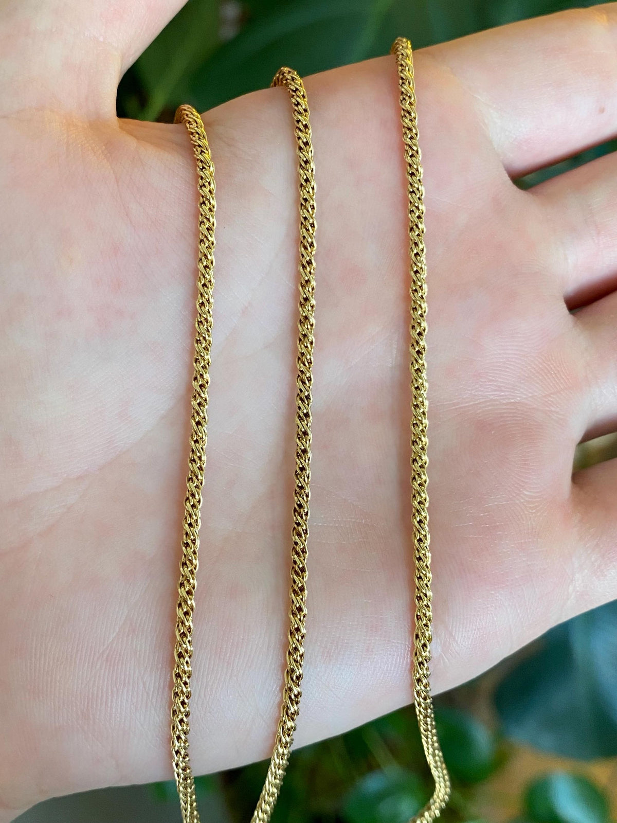 Vintage Solid 18k Yellow Gold Fancy Twist Style Chain Necklace - 32.5 inches