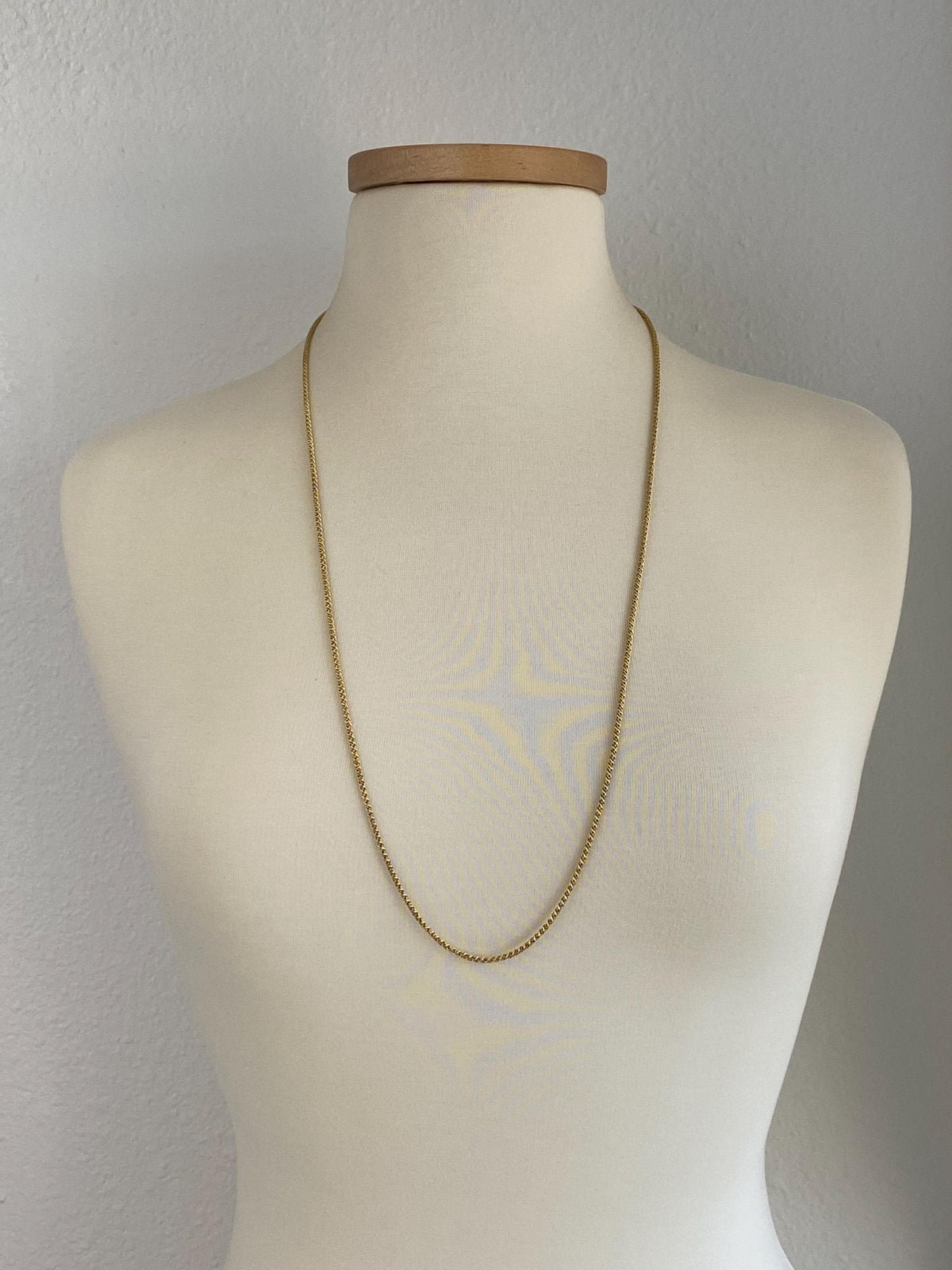 Vintage Solid 18k Yellow Gold Fancy Twist Style Chain Necklace - 32.5 inches