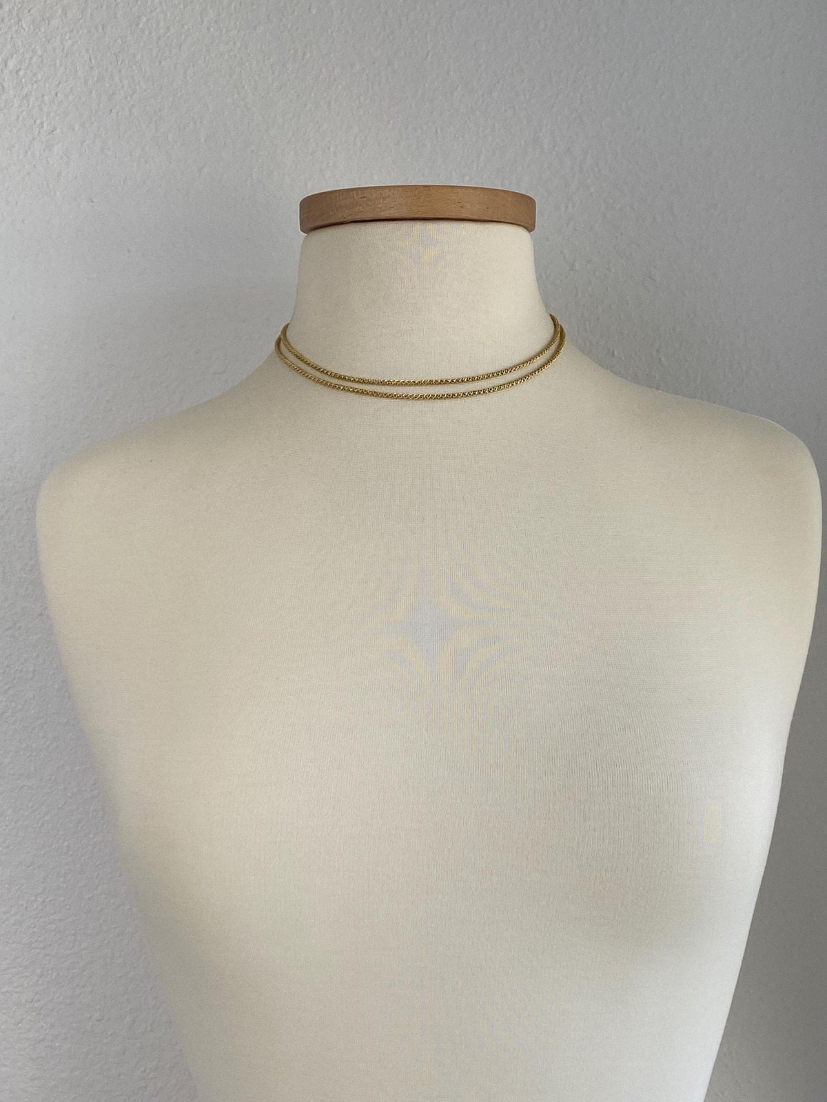 Vintage Solid 18k Yellow Gold Fancy Twist Style Chain Necklace - 32.5 inches