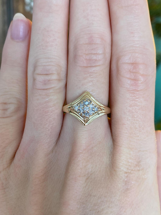 Vintage Solid 14k White & Yellow Gold Diamond Ring - Size 6.25