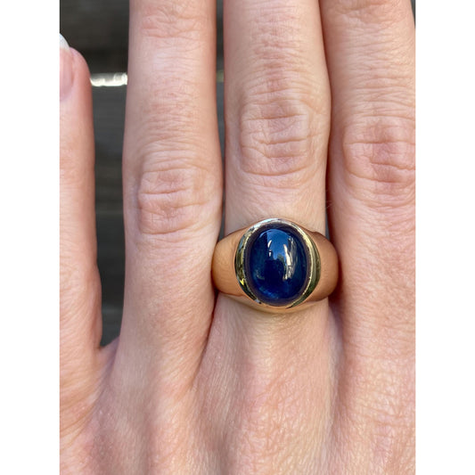 Solid 14k Yellow Gold Sapphire Signet Ring - Size 7.75