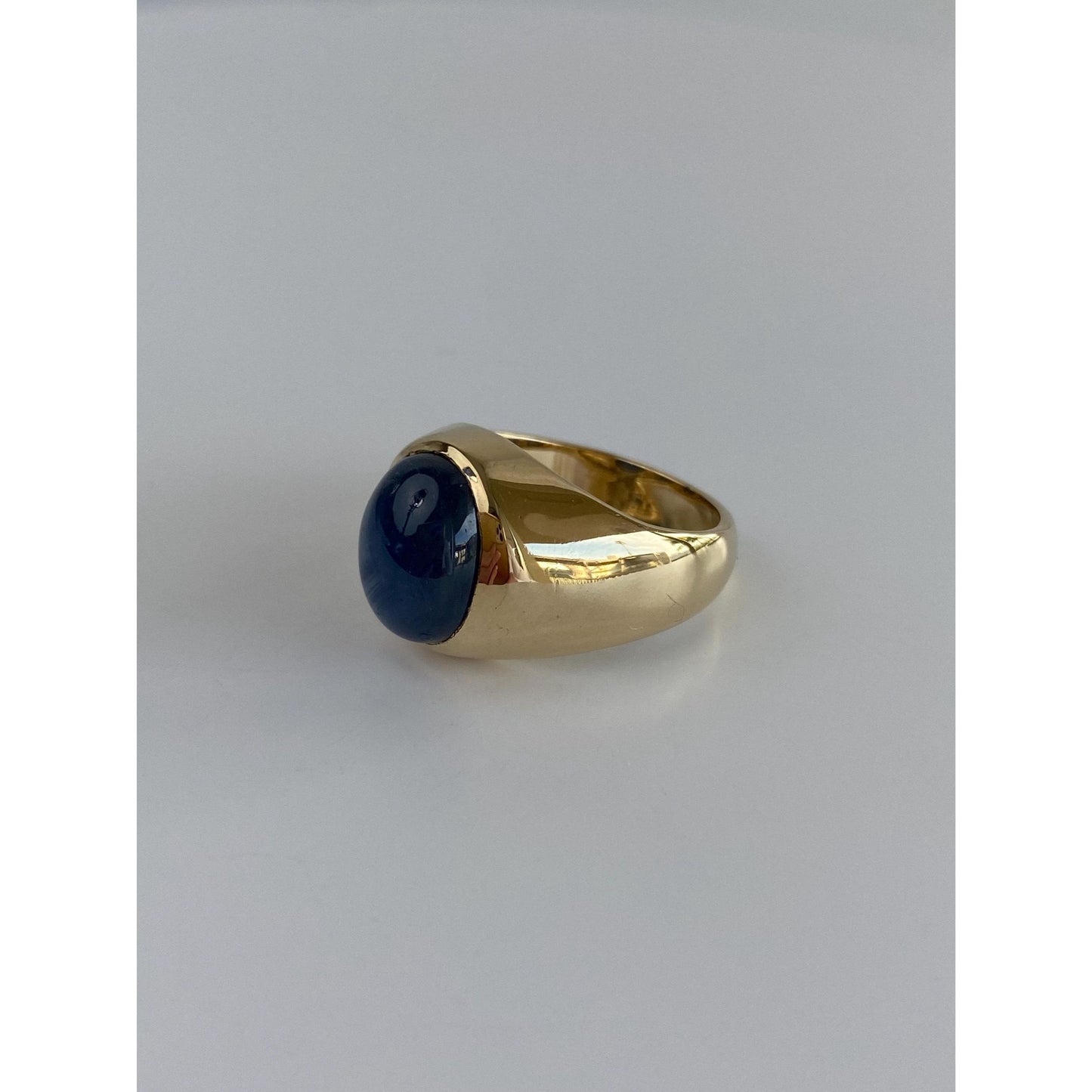 Solid 14k Yellow Gold Sapphire Signet Ring - Size 7.75