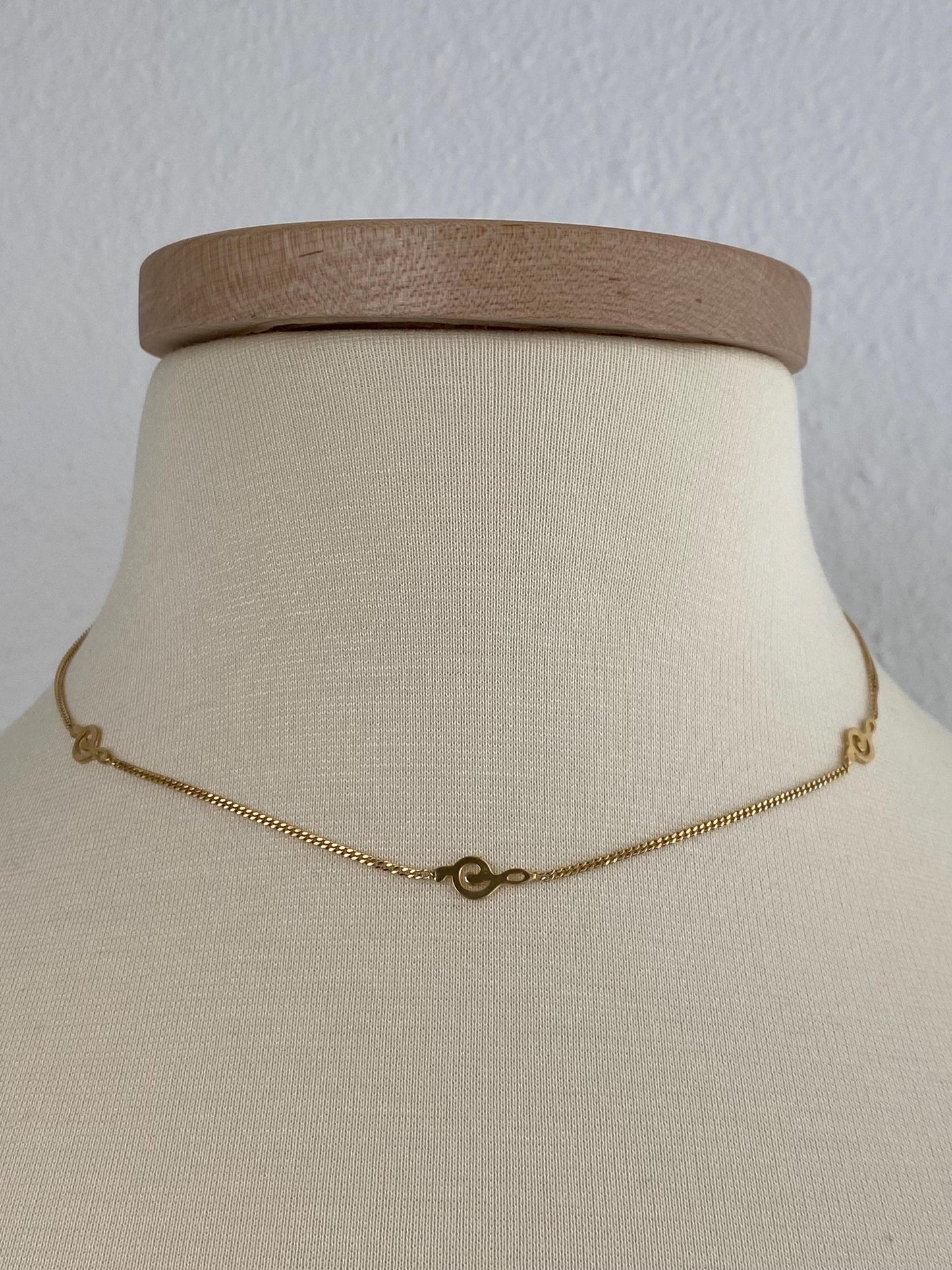 Vintage Solid 18k Yellow Gold Music Symbol Curb Chain Necklace - 16.25 inches