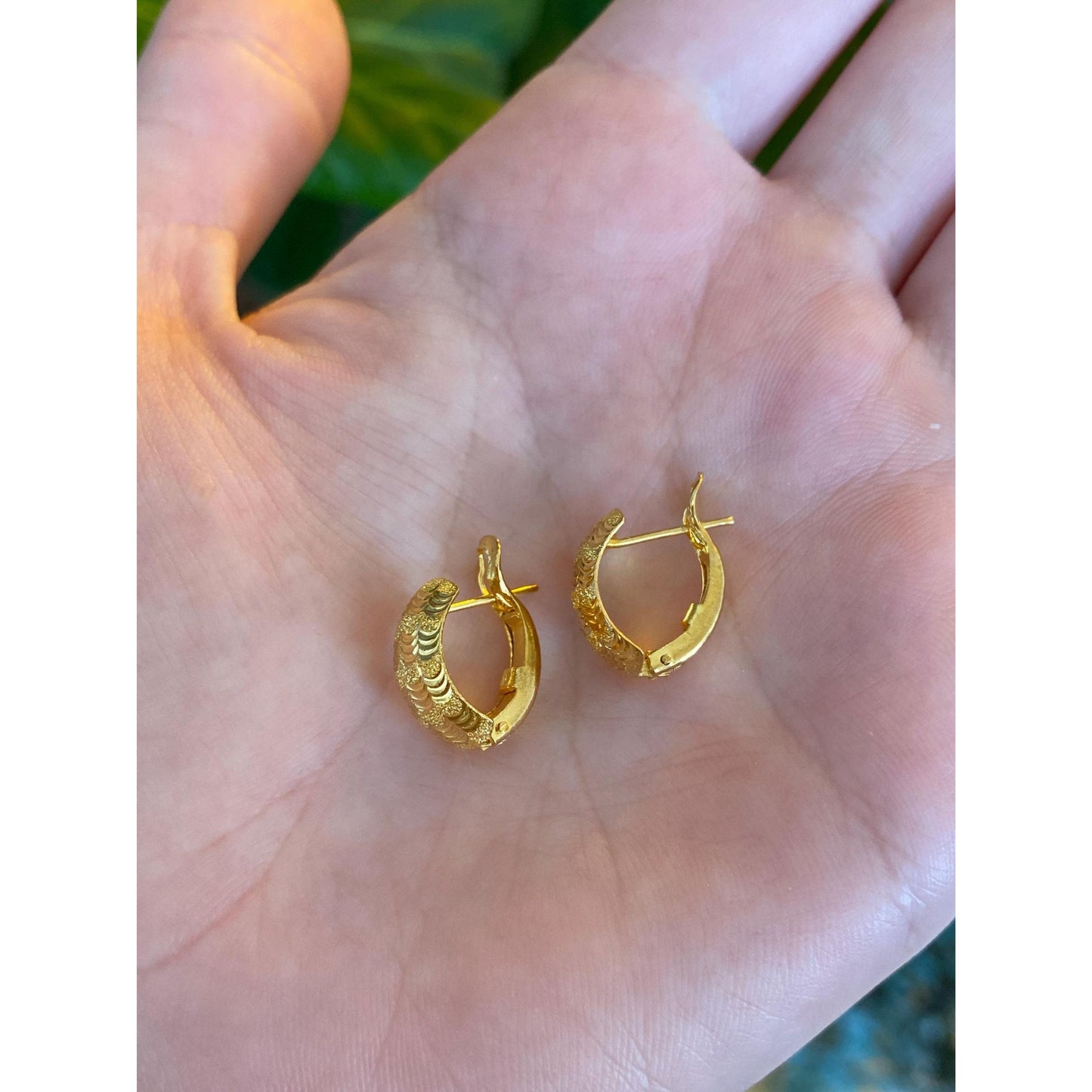 Vintage Solid 22k Yellow Gold High Karat Earrings