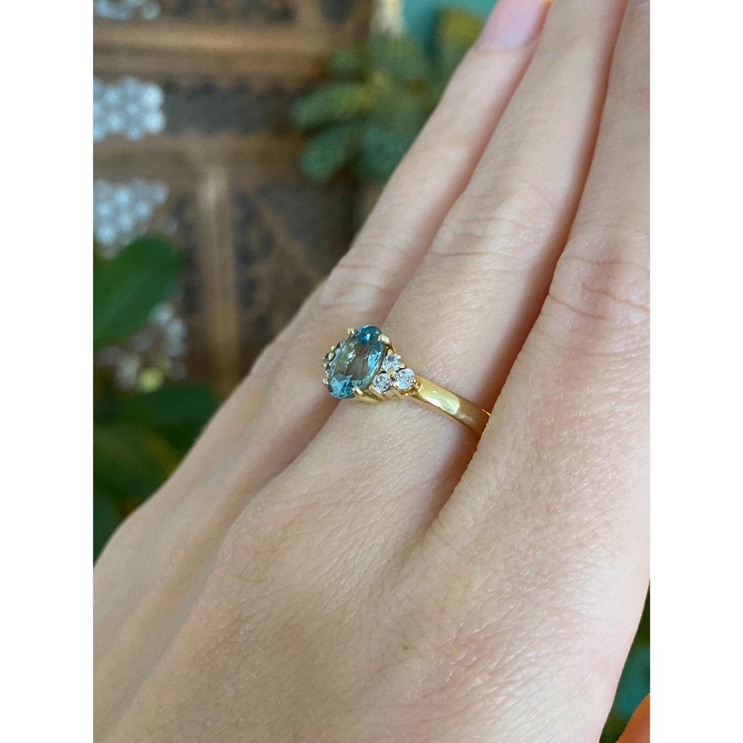 Solid 14k Yellow Gold Diamond Clear &  Light Blue Cubic Zirconia Ring - Size 7.25