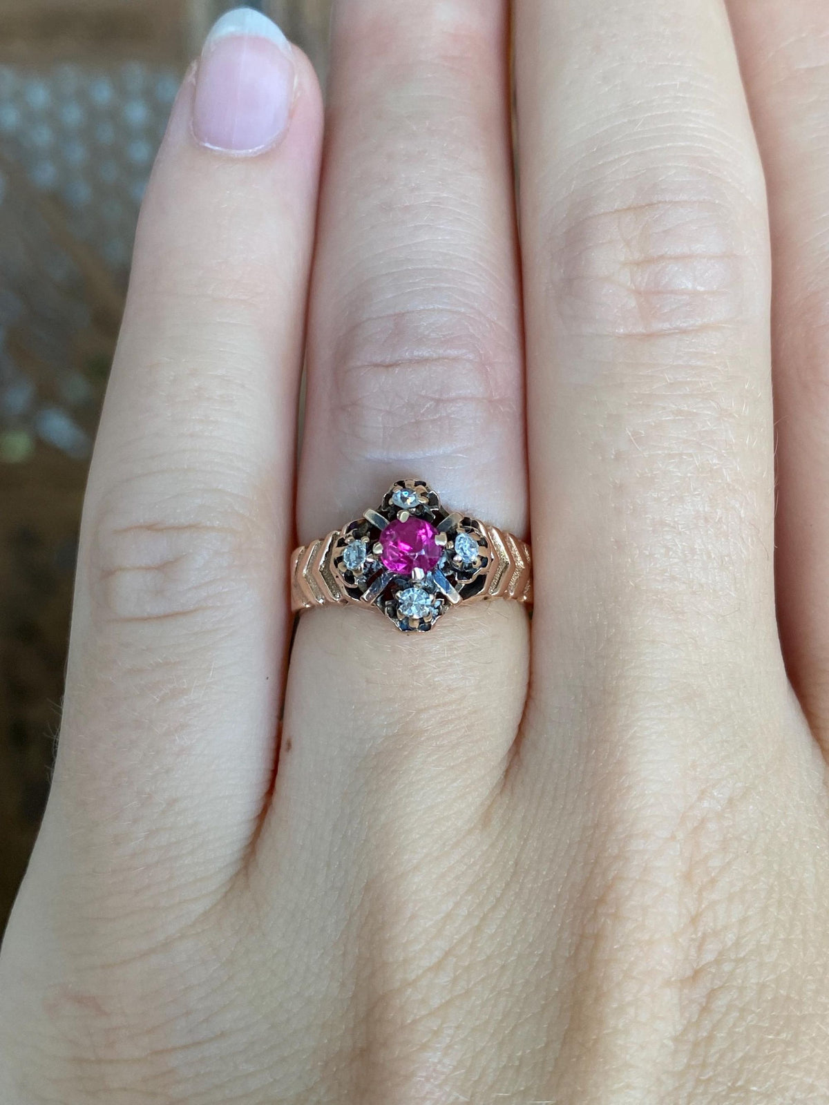 Vintage Solid 10k Rose Gold Diamonds Pink Sapphire Designed Ring - Size 5