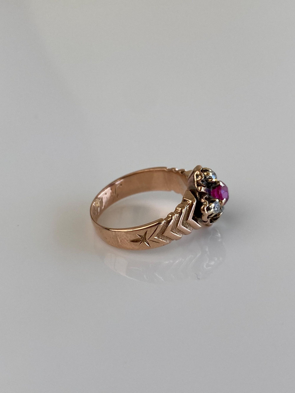 Vintage Solid 10k Rose Gold Diamonds Pink Sapphire Designed Ring - Size 5